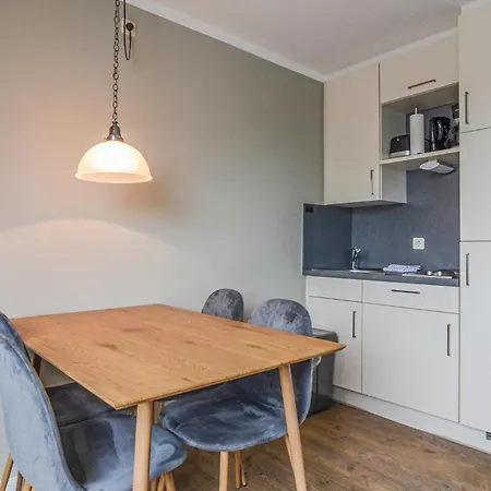 1 Bedroom Lovely Apartment In Dagebuell Apartment *